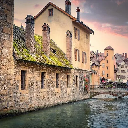 Top With Terrace Garage Apartment Annecy